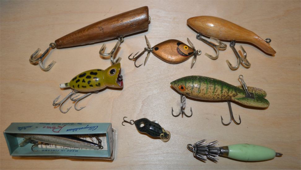 Assorted - Eight Assorted Lures - Click Image to Close
